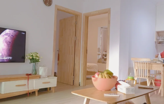 二手房翻新是先装门还是先装地板(新房子是先装门还是先铺地板) 二手房翻新是先装门还是先装地板(新房子是先装门还是先铺地板)