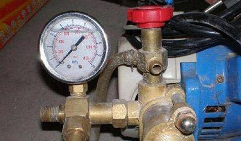 水管打压12公斤是几个压(水管打压12个压可以吗)