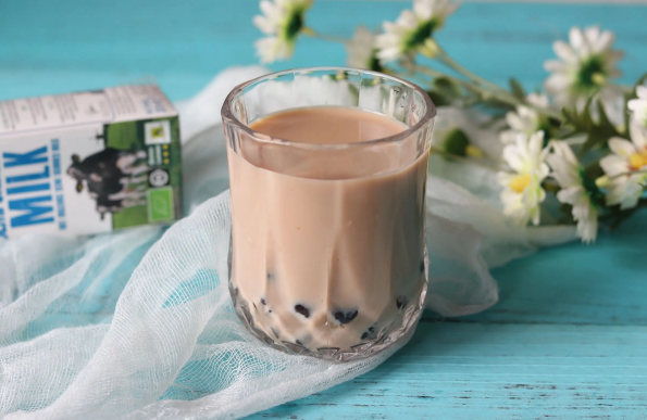 奶茶放久了为什么会分层(奶茶静置久了分层的原因?)