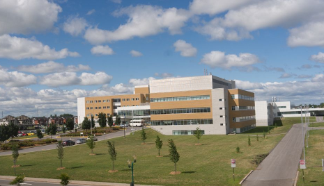 全封闭学校好吗(初中读全封闭学校好吗)