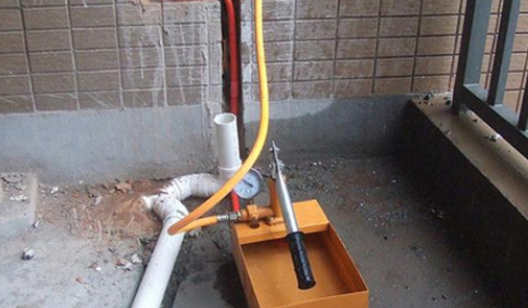 水管打压怎么打(水管打压怎么打有几种方法)