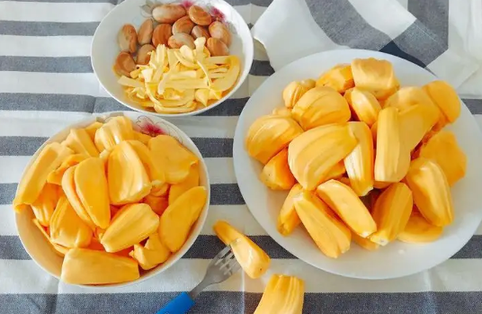 菠萝蜜变粘变滑了是坏了吗(菠萝蜜外层有点黏黏的是不是坏了) 菠萝蜜变粘变滑了是坏了吗(菠萝蜜外层有点黏黏的是不是坏了)