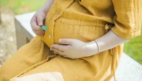 女人肚子大是湿气重吗(女人肚子大是湿气重的原因吗)