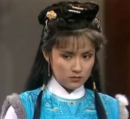华筝扮演者，1987欢乐今宵演员(扮演华筝的演员叫什么名字)