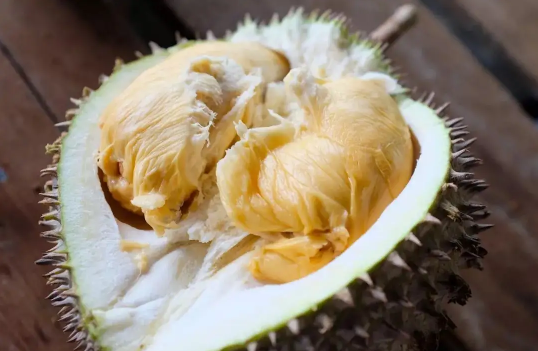 榴莲放冰箱有水流出来可以吃吗(榴莲放冷冻拿出来有水怎么办) 榴莲放冰箱有水流出来可以吃吗(榴莲放冷冻拿出来有水怎么办)