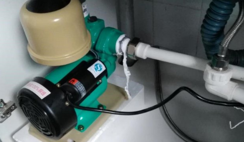 7楼用自吸泵还是增压泵(7楼用什么样的增压泵)