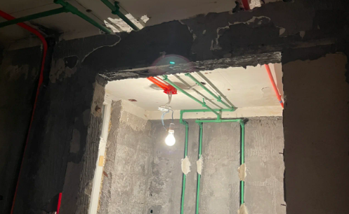 二手房翻新改造还要给物业收钱吗(老小区翻新后有物业收费)