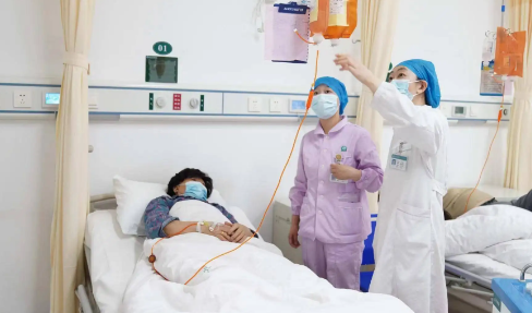 带状疱疹医生都不建议打吊瓶(带状疱疹可以打吊水吗) 带状疱疹医生都不建议打吊瓶(带状疱疹可以打吊水吗)