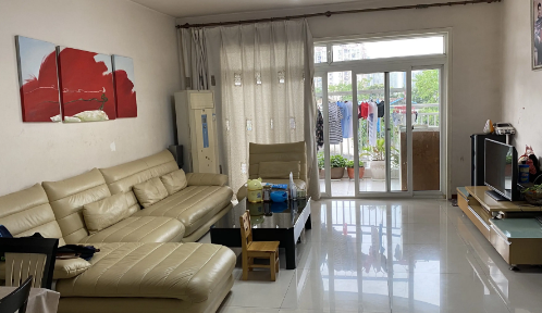 买二手房房龄有隐瞒可以要求赔偿吗(买二手房房主隐瞒房子实情怎么办?)