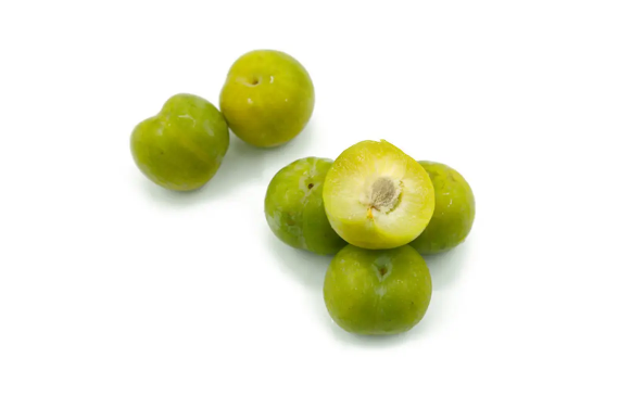 蜂糖李和普通李子怎么区分(冰糖李子和蜂糖李子是一个品种吗) 蜂糖李和普通李子怎么区分(冰糖李子和蜂糖李子是一个品种吗)