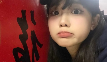 路上被要微信的女生漂亮吗(女生在路上被要微信)