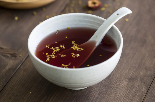 为什么酸梅汤有股中药味(酸梅汤一股中药味儿)