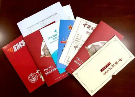 高考录取通知书用什么快递(高考通知书一般用什么快递)