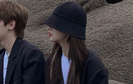 同居是指一块睡觉还是一块住(同居是指睡一张床吗)