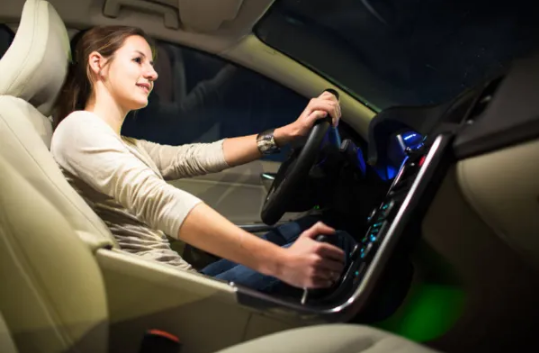 喝了一瓶啤酒几小时可以开车(喝了一瓶啤酒多长时间可以开车)