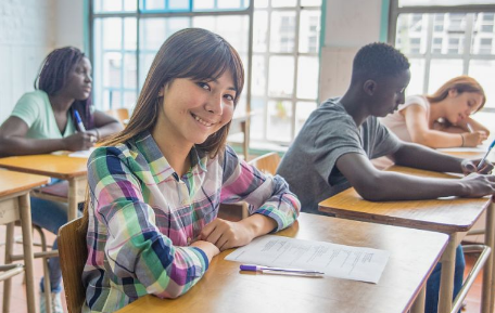 2022中秋节高三学生放假吗(高中生中秋节放几天假2020)