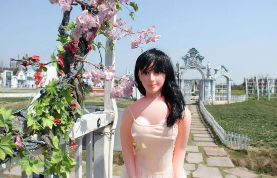 冲气娃娃有什么用(冲气娃娃是什么)