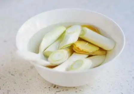 葱白煮水煮多久好(葱白煮水怎么煮)