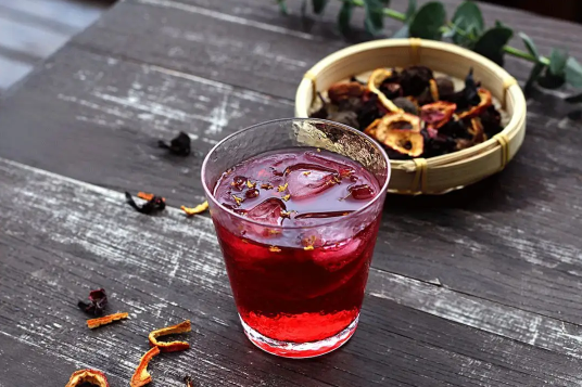 为什么酸梅汤有股中药味(酸梅汤一股中药味儿)