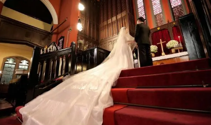 ​2022年农历九月十五办婚礼好吗