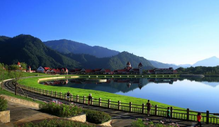 成都7月份热还是8月份热2022(七月中旬成都热吗)