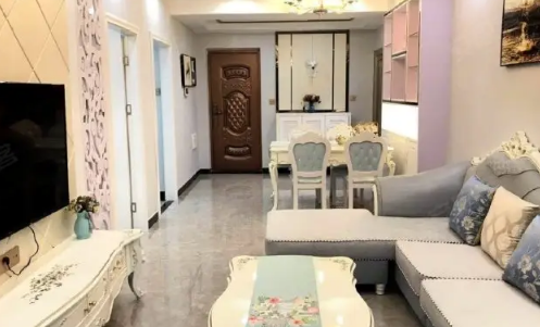 买二手房房龄有隐瞒可以要求赔偿吗(买二手房房主隐瞒房子实情怎么办?)