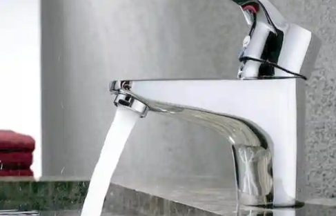 租房一年后水龙头坏了谁负责(租房一年水龙头老化谁负责)