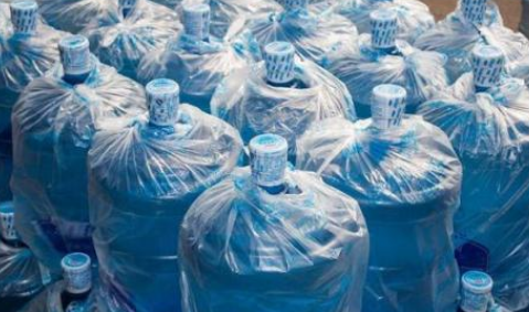 桶装水多少斤(一瓶桶装水多少斤)