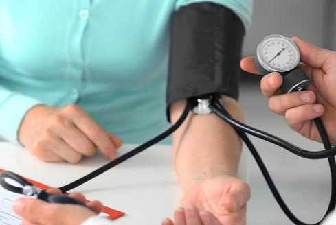 带状疱疹10天还传染吗(疱疹十天了还传染吗)