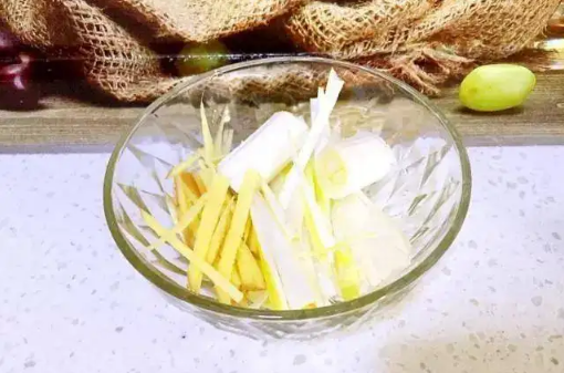 葱白煮水煮多久好(葱白煮水怎么煮)