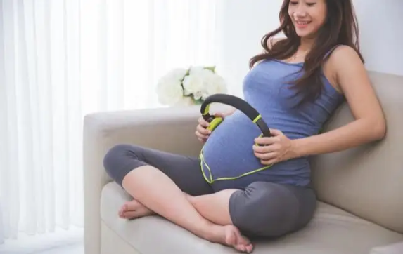 2022年7月怀孕到明年什么时候生(2022年7月生孩子)