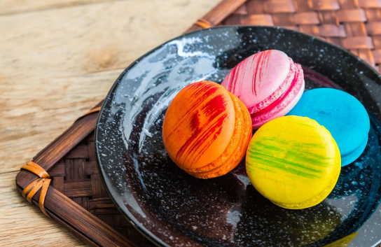 马卡龙是硬的还是软的(马卡龙口感为什么很硬) 马卡龙是硬的还是软的(马卡龙口感为什么很硬)