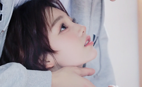 女孩子千万不要婚前同居有什么说法(女生应不应该婚前同居)