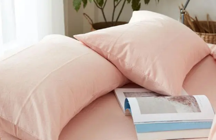 长期不换枕套会长痘吗(长痘用什么枕套)