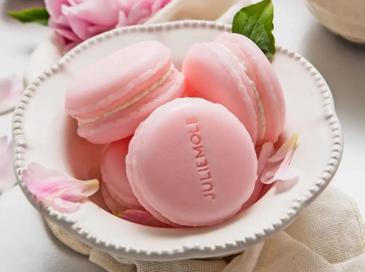 一个马卡龙的热量是多少大卡(马卡龙是高热量食物吗)