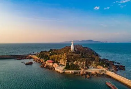 7月初青岛海水凉吗(七月初青岛温度能下海么)