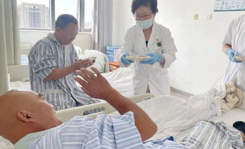 带状疱疹基本好了又出小疹(带状疱疹好了怎么又起红疹子) 带状疱疹基本好了又出小疹(带状疱疹好了怎么又起红疹子)