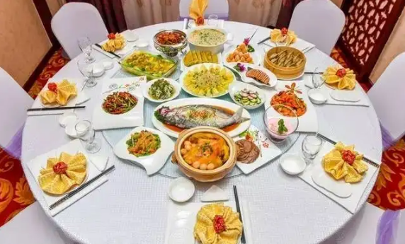 2022年7月哪天适合办升学宴(2021年7月份适合办升学宴的日子)