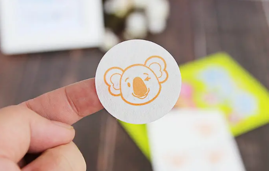 驱蚊手环和驱蚊贴哪个更有用(驱蚊贴和驱蚊手环真的有用吗) 驱蚊手环和驱蚊贴哪个更有用(驱蚊贴和驱蚊手环真的有用吗)