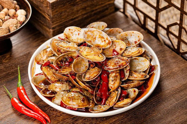 花甲吃着有沙子正常吗(花甲有沙子吃了会怎样)