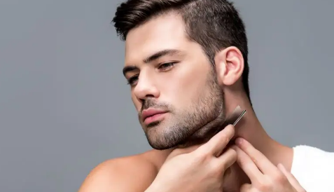 胡子刮不干净还有黑茬正常吗(刮完胡子有黑茬怎么办) 胡子刮不干净还有黑茬正常吗(刮完胡子有黑茬怎么办)