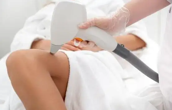 激光脱毛会影响汗腺的排出吗(激光腋下脱毛会影响排汗吗)