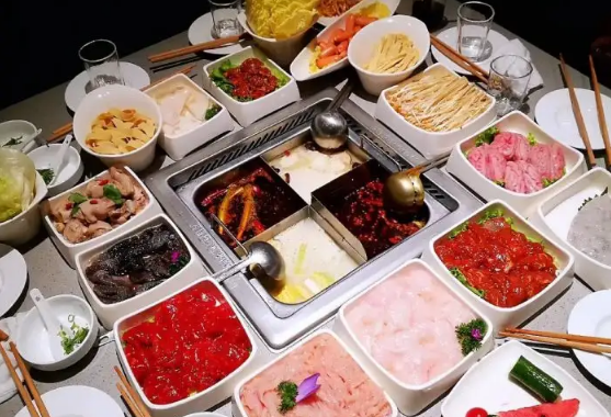 海底捞学生打折包括锅底吗(海底捞是学生打几折)