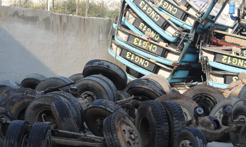 报废车卖给收破烂的怎么销户(车卖破烂了怎么销户) 报废车卖给收破烂的怎么销户(车卖破烂了怎么销户)