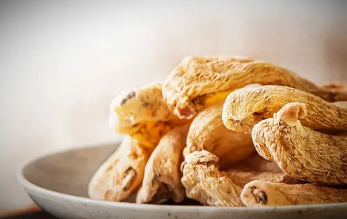 天麻有6种人不能吃(天麻) 天麻有6种人不能吃(天麻)