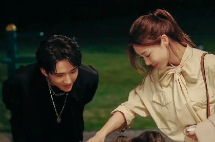 回廊亭原著凶手是谁(回廊亭谋杀事件剧照)