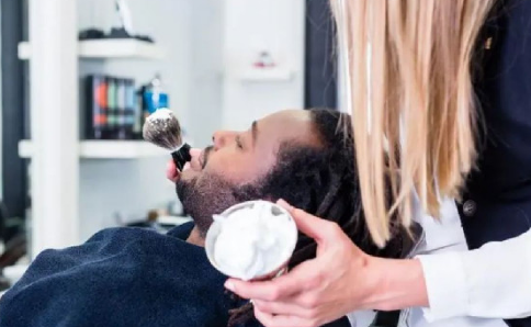 为什么别人的胡子可以刮干净(刮了胡子会怎样)