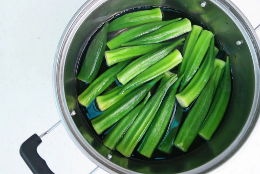 秋葵焯水要去掉蒂子吗(秋葵切断再焯水好吗) 秋葵焯水要去掉蒂子吗(秋葵切断再焯水好吗)