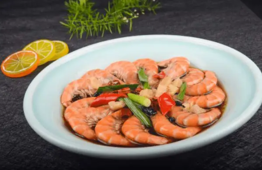 虾煮熟后能放冰箱多久(虾煮熟了放冰箱能放多久)