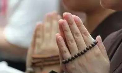 2022中考去庙里拜有用吗(中考去庙里祈福)